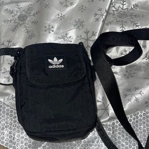 ADIDAS CROSS BODY BAG